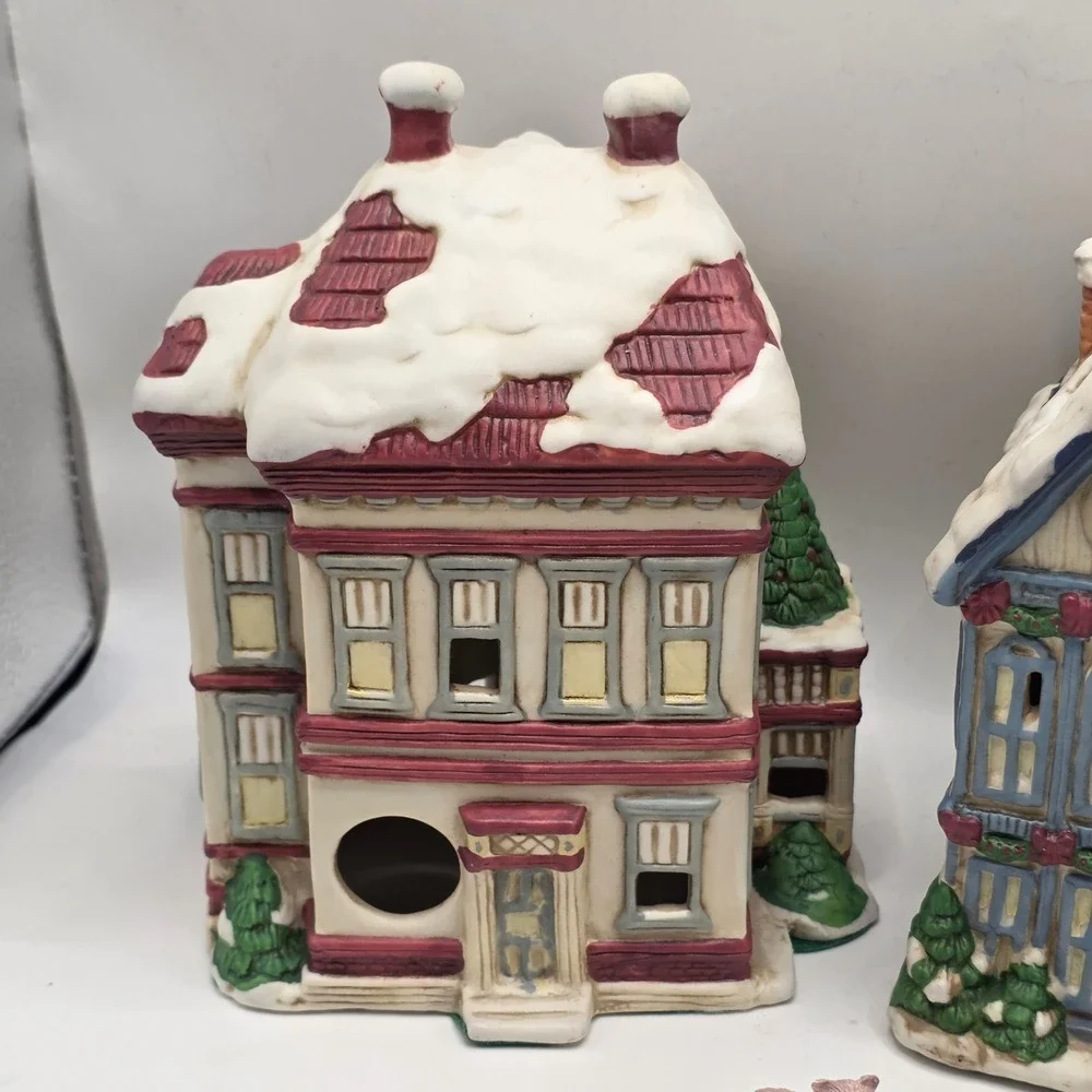 House of Lloyd Christmas Village Set Vintage 1993 Victorian Snow House Figurines